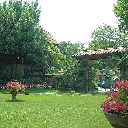 Hotel Il Rustichello Lonato