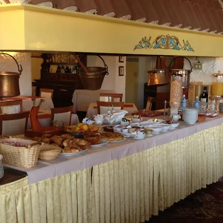 Il Rustichello 3* Lonato del Garda